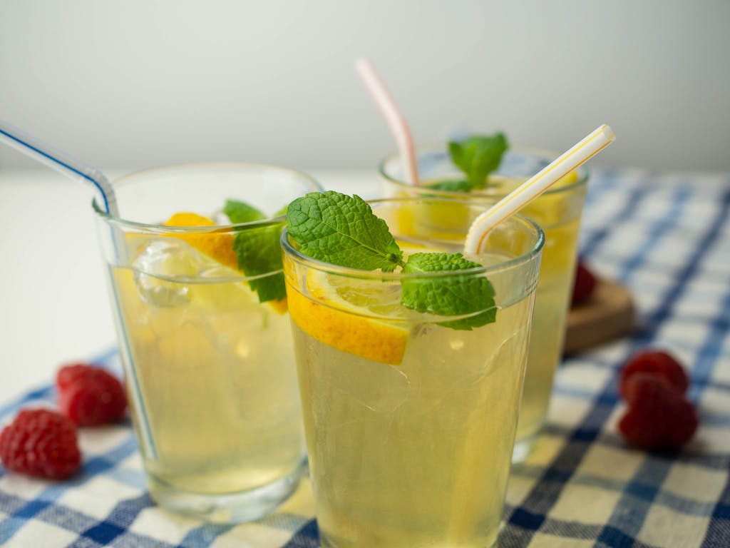 Zest Refresh iced drink recipe